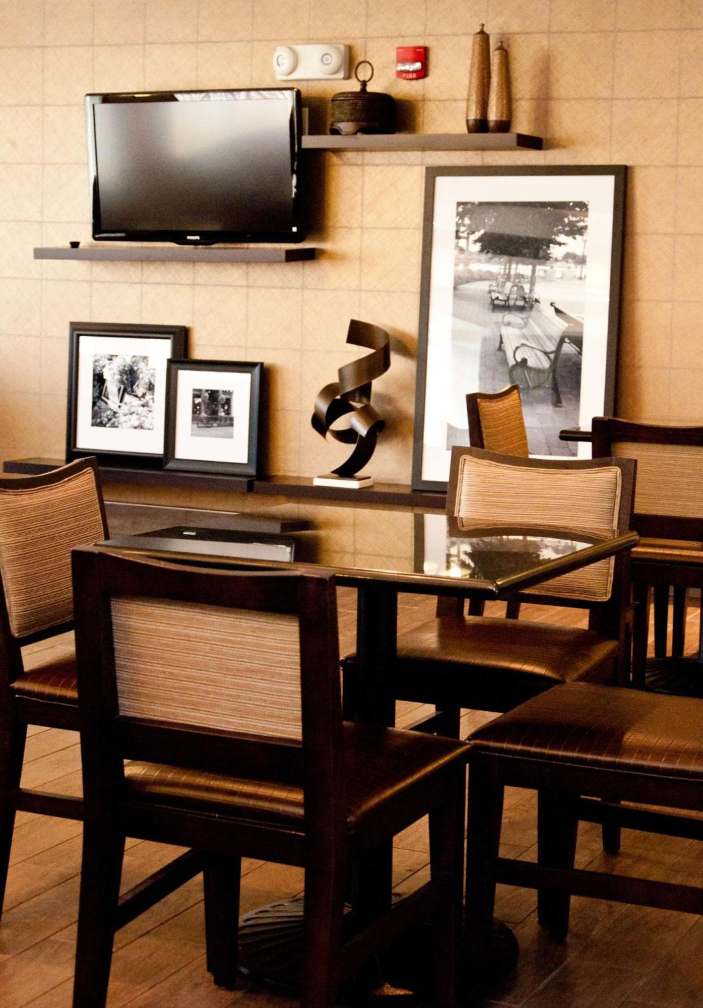 Hampton Inn East Windsor Dış mekan fotoğraf