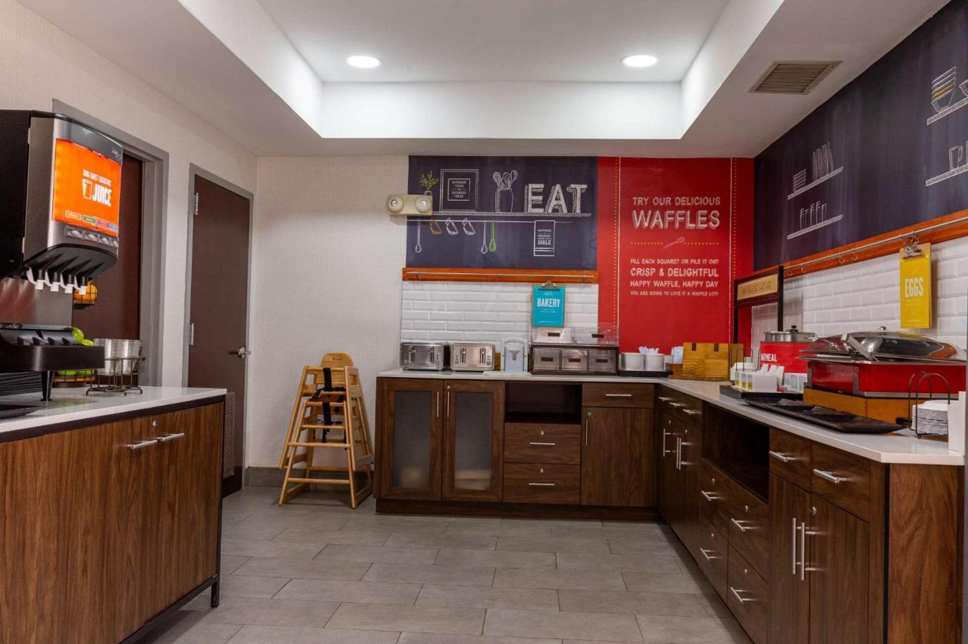 Hampton Inn East Windsor Dış mekan fotoğraf