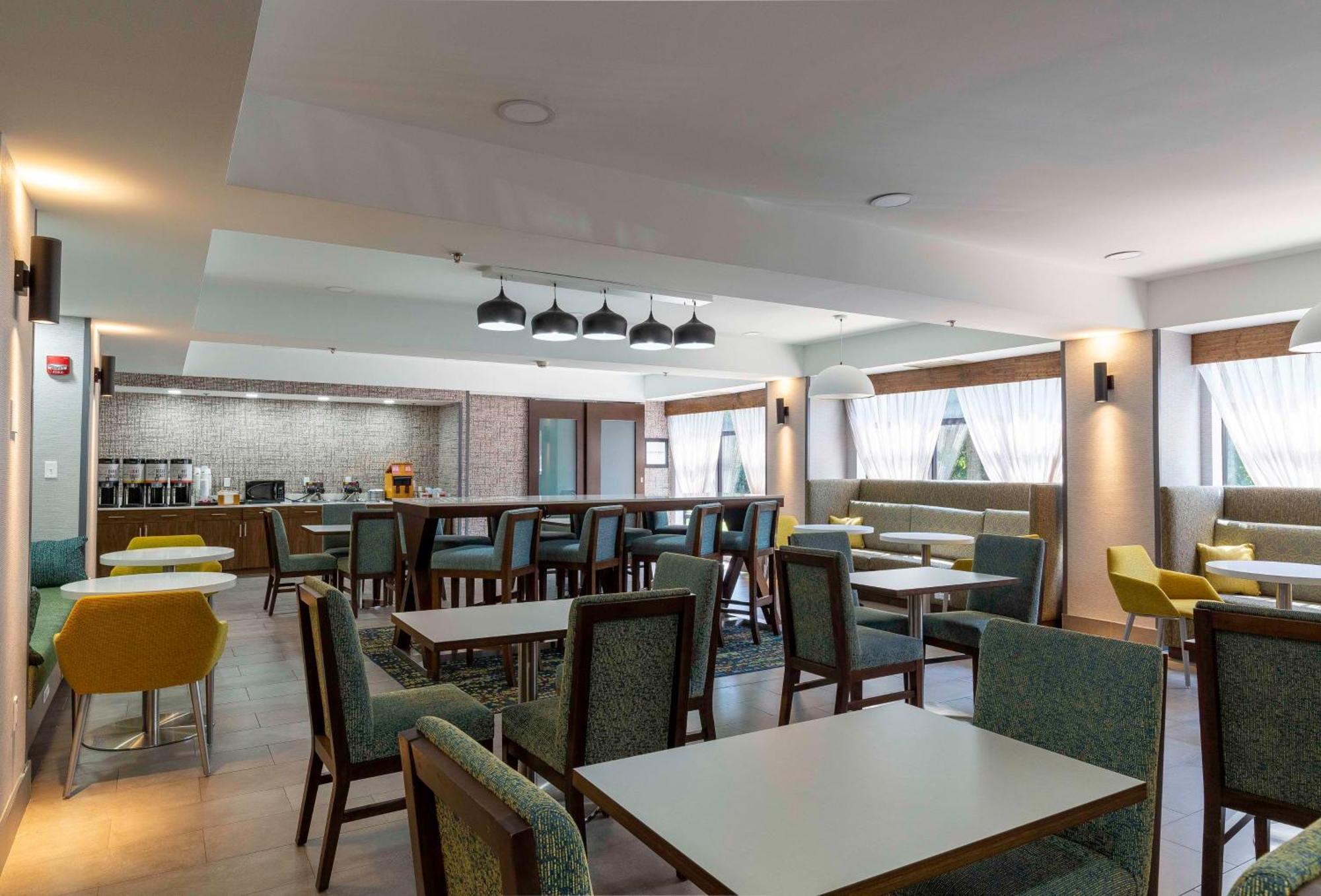 Hampton Inn East Windsor Dış mekan fotoğraf